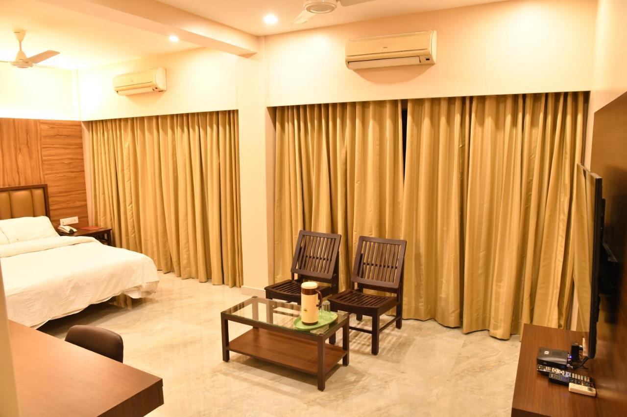 Hotel Prince Residency Bhuj Exteriér fotografie